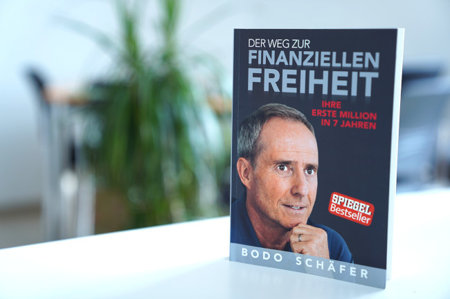 Der Weg zur finanziellen Freiheit - Bodo Schäfer Buch